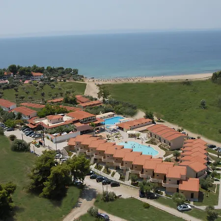 Village Mare 4*