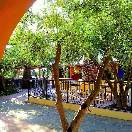 Ośrodek wypoczynkowy Village Mare 4*