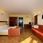 Village Mare Üdülőközpont 4*